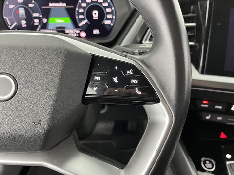 Audi Q4 e-tron 40 Advanced edition 77 kWh [ 3-Fase ] {SOH-92%} (INCL.BTW) Aut.*HEAT-PUMP | NAVI-FULLMAP | MATRIX-LED | KEYLESS | AUDI-SOUND |  DIGI-COCKPIT | DAB | CARPLAY | HEATED-SPORTSEATS | PRIVACYGLASS | CRUISE | 19''ALU*