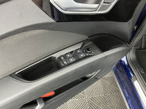 Audi Q4 e-tron 40 Advanced edition 77 kWh [ 3-Fase ] {SOH-92%} (INCL.BTW) Aut.*HEAT-PUMP | NAVI-FULLMAP | MATRIX-LED | KEYLESS | AUDI-SOUND |  DIGI-COCKPIT | DAB | CARPLAY | HEATED-SPORTSEATS | PRIVACYGLASS | CRUISE | 19''ALU*