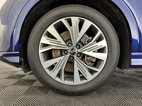 Audi Q4 e-tron 40 Advanced edition 77 kWh [ 3-Fase ] {SOH-92%} (INCL.BTW) Aut.*HEAT-PUMP | NAVI-FULLMAP | MATRIX-LED | KEYLESS | AUDI-SOUND |  DIGI-COCKPIT | DAB | CARPLAY | HEATED-SPORTSEATS | PRIVACYGLASS | CRUISE | 19''ALU*