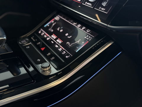 Audi A8 60 TFSIe 449PK Quattro / B&O / Laser / Massage