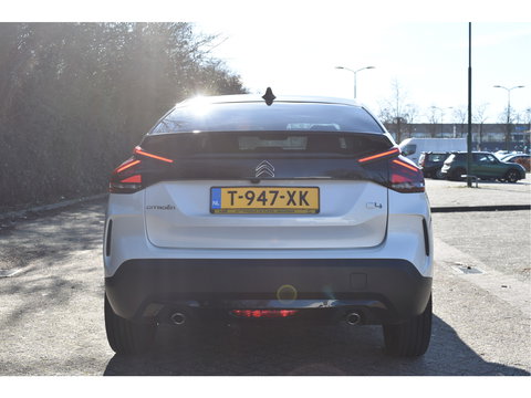 Citroën C4 1.2 Puretech Shine | WINTERBANDEN + LM WIELEN | NL-AUTO | BOEKJES | NAP EN ONDERHOUDSHISTORIE