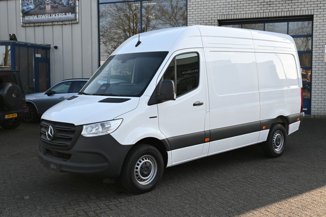 Mercedes-Benz eSprinter - 314 L2H2 Pro 81kWh DC opladen 115 kW, Betimmering laadruimte, Etc.