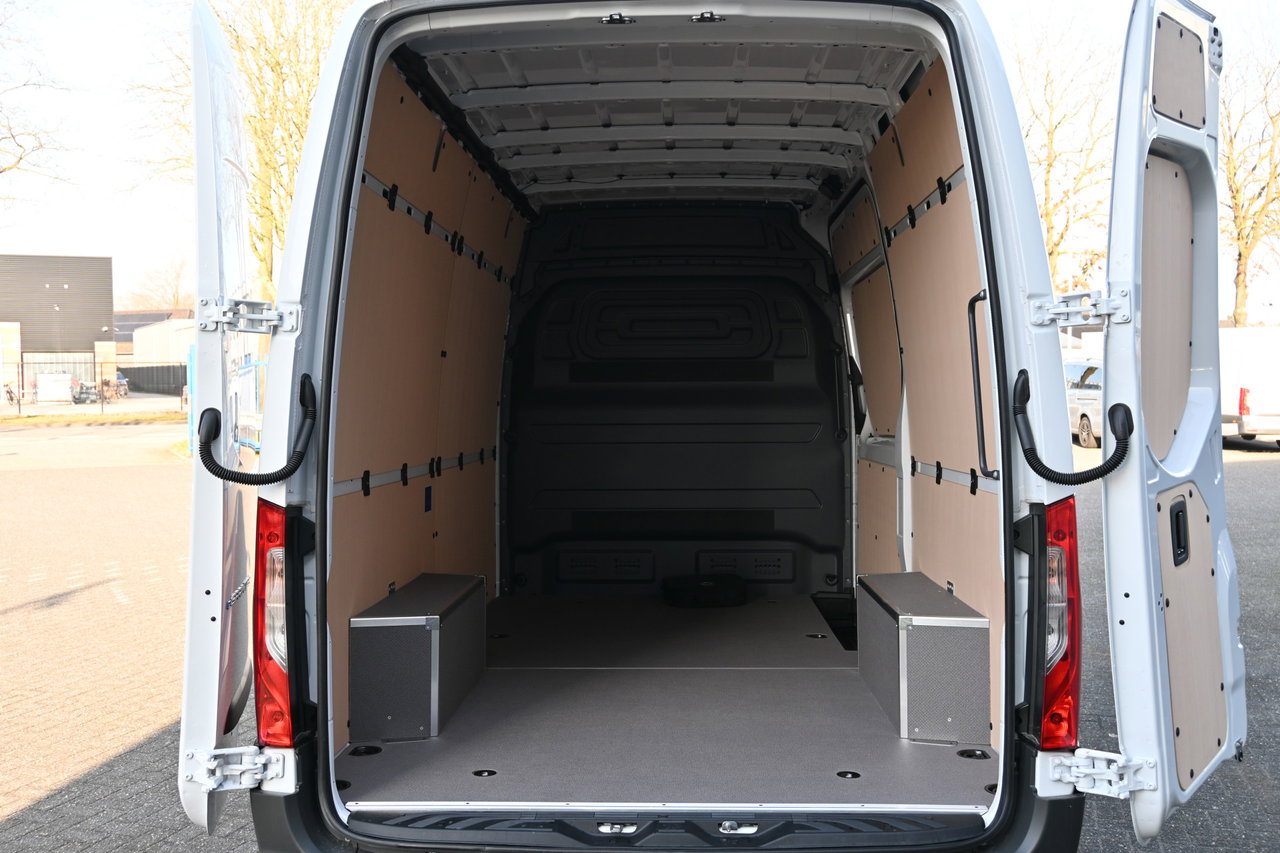 Mercedes-Benz eSprinter
