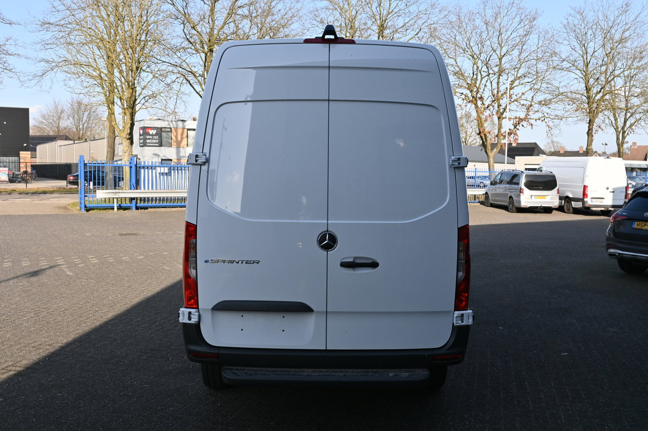 Mercedes-Benz eSprinter