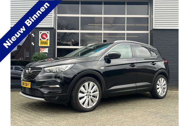 Opel Grandland X - 1.2 Turbo Executive, Airco, CarPlay, Cruise, Lane Assist, Trekhaak, PDC, NAP