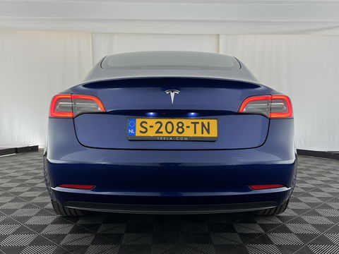 Tesla Model 3 Standard RWD Plus 60 kWh [ 3-Fase ] (INCL-BTW) Aut. *PANO | AUTOPILOT | LEATHER | KEYLESS | FULL-LED | MEMORY-PACK | TOPVIEW | DAB | CARPLAY | DIGI-COCKPIT | LANE-ASSIST | COMFORTSEATS | 19"ALU*