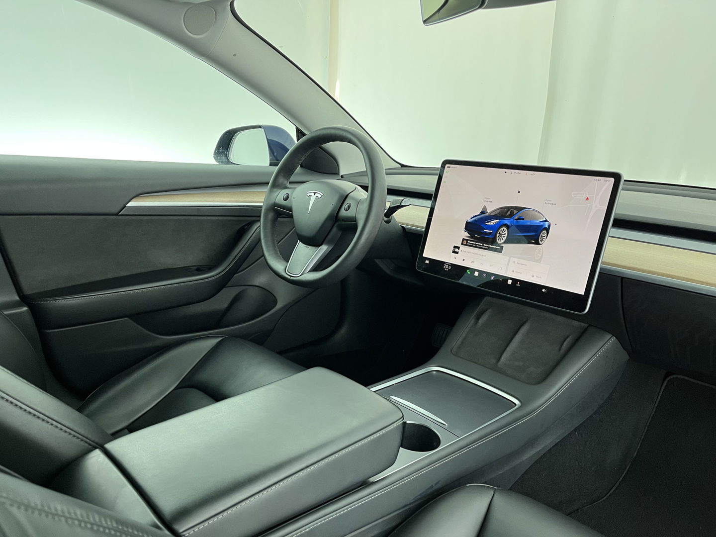 Tesla Model 3 Standard RWD Plus 60 kWh [ 3-Fase ] (INCL-BTW) Aut. *PANO | AUTOPILOT | LEATHER | KEYLESS | FULL-LED | MEMORY-PACK | TOPVIEW | DAB | CARPLAY | DIGI-COCKPIT | LANE-ASSIST | COMFORTSEATS | 19"ALU*