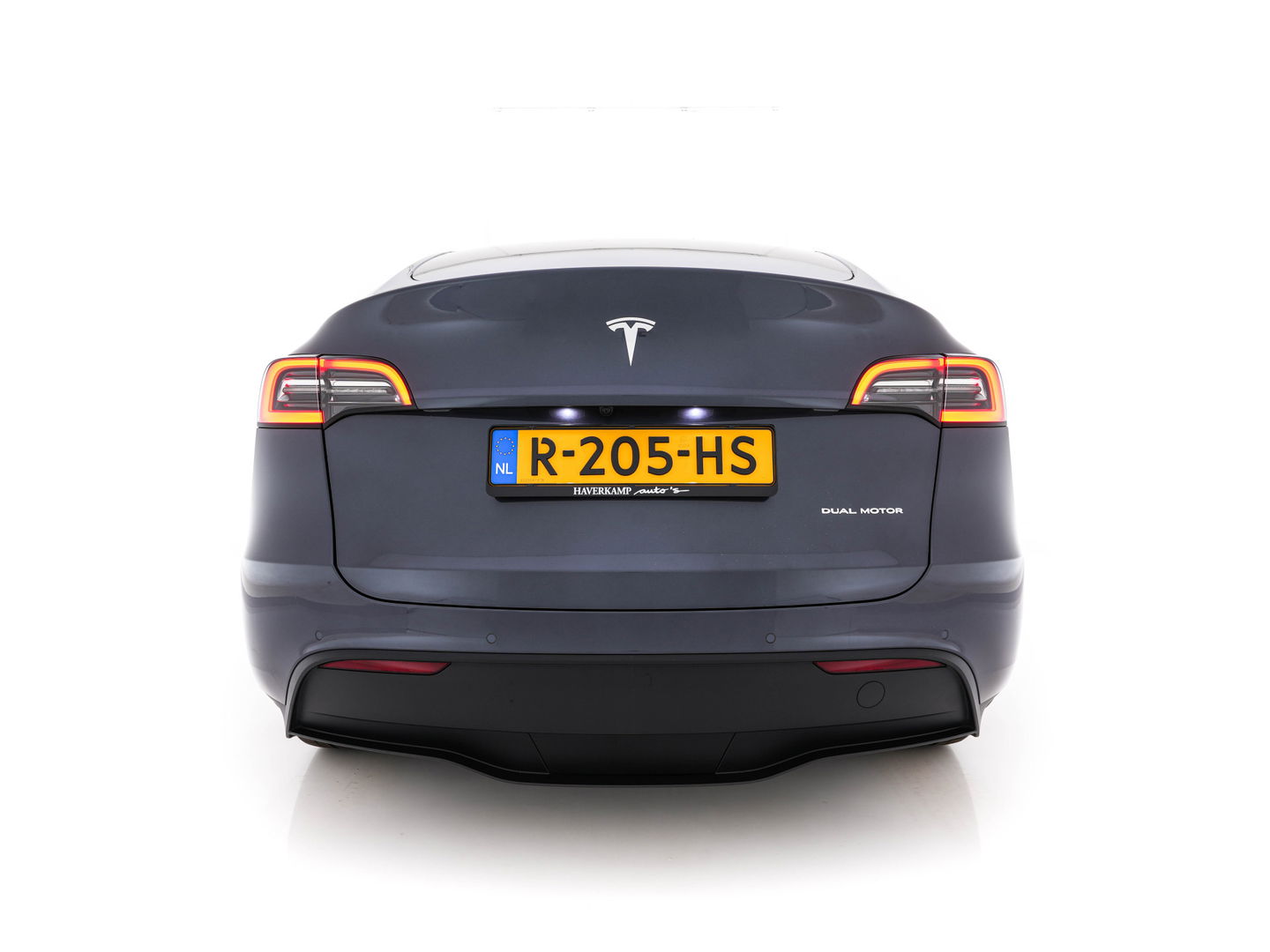 Tesla Model Y Long Range AWD 75 kWh [ 3-Fase-11kW ] {SOH-87%} (INCL-BTW) Aut. *PANO | AUTO-PILOT | LEATHER | NAVI-FULLMAP | MATRIX-LED | KEYLESS | CAMERA | DAB+ | HEATED-COMFORTSEATS | PRIVACY-GLASS | TOPVIEW |  19''ALU*