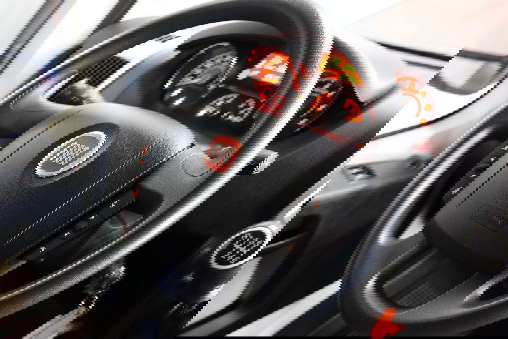 Fiat Ducato BAKWAGEN MEUBELBAK MET LAADKLEP