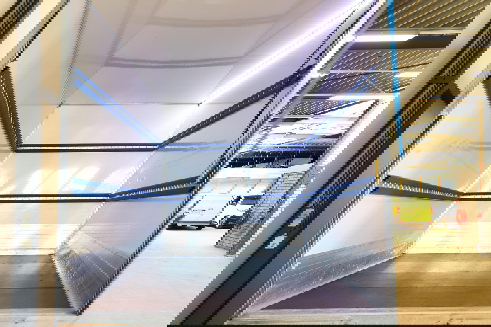 Fiat Ducato BAKWAGEN MEUBELBAK MET LAADKLEP