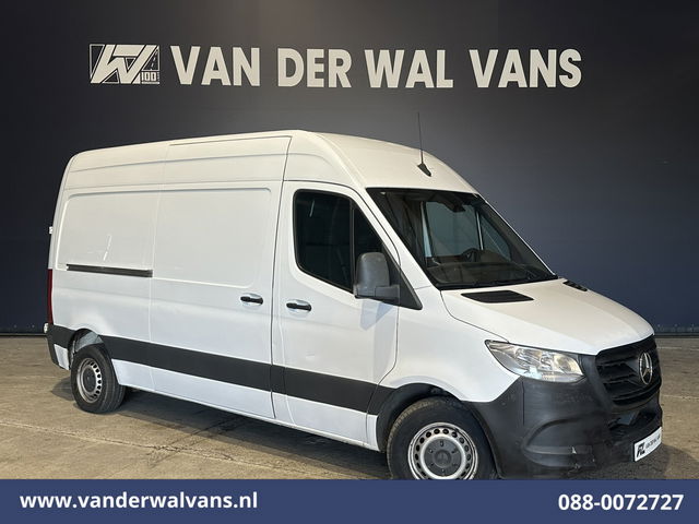 Mercedes-Benz Sprinter - 314 CDI 143pk L2H2 Euro6 Airco | Camera | Apple Carplay | Android Auto | Parkeersensoren Bijrijdersbank