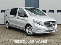 Mercedes-Benz Vito - 119 L2 4MATIC Automaat LED 5 Pers. Stoelverwarming Standkachel Dubbel Cabine Trekhaak 2500 kg.