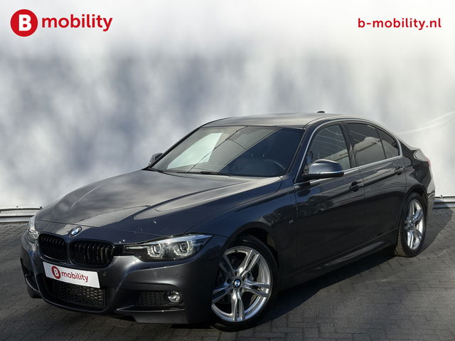 BMW 3 Serie - 318i High Executive M-Sport Apple CarPlay Hifi | Achteruitrijcamera | DAB | Leer | Driving Assist.