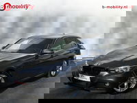 BMW 3 Serie - 318i High Executive M-Sport Apple CarPlay Hifi | Achteruitrijcamera | DAB | Leer | Driving Assist.