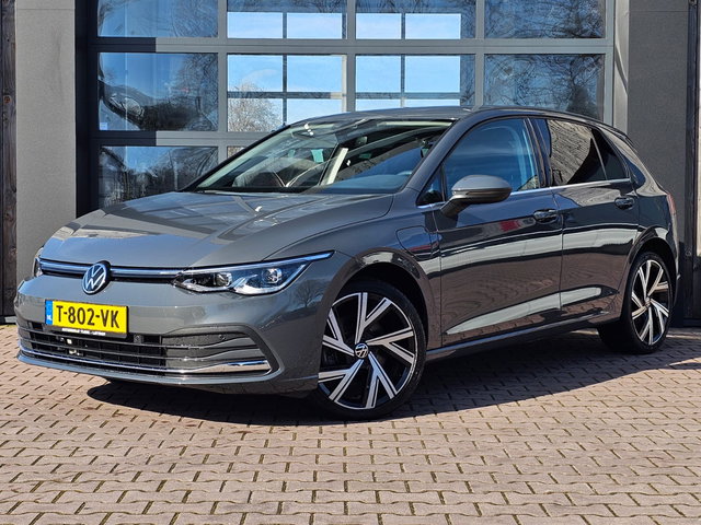 Volkswagen Golf - 1.4 eHybrid GTE Business Premium | IQ Light | Navi | App-connect | Stoelverwarming | Sportcomf. stoelen | ACC | Keyless |