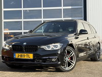 BMW 3 Serie - Touring 320i Centennial High Executive M-Pakket 184pk | Panorama-dak | Bluetooth | Cruise control | Elektrisch bedienbare achterklep | Lederen bekleding | Navigatiesysteem full map | Voorstoelen verwarmd | Prachtig Exemplaar!
