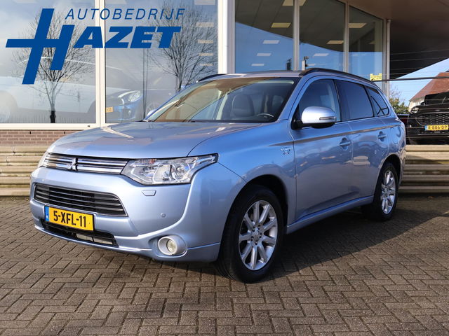 Mitsubishi Outlander - 2.0 PHEV INSTYLE+ ADAPTIEVE CRUISE | TREKHAAK | SCHUIFDAK | CAMERA | LEDER | STOELVERW.