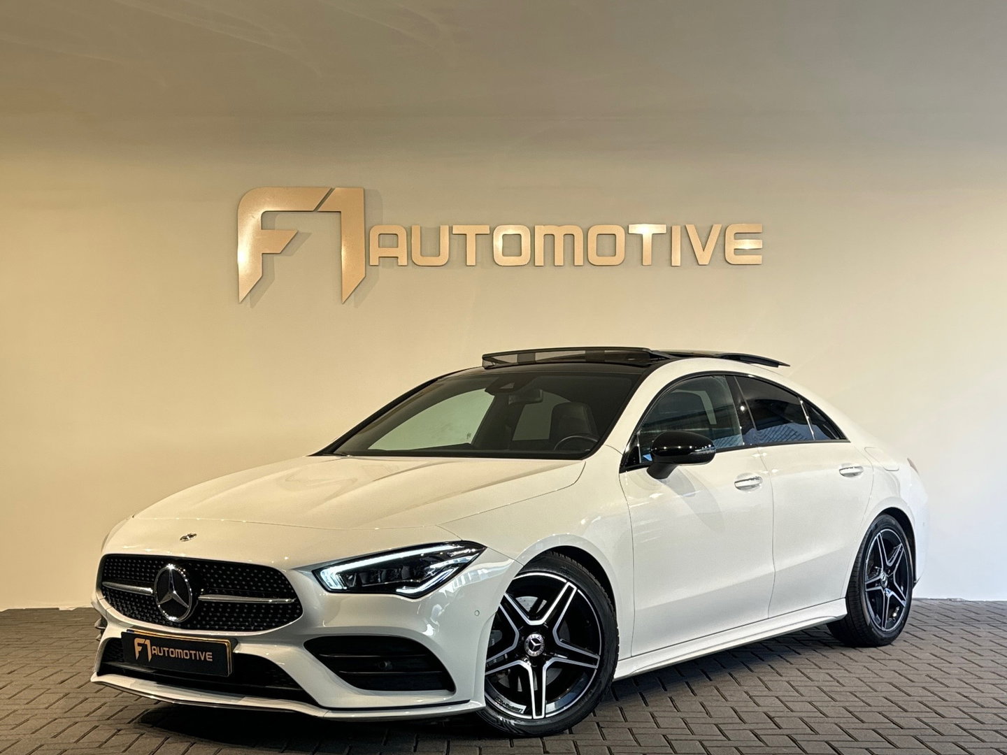 Mercedes-Benz CLA-Klasse 200 AMG Pano|Night|BTW|Sfeer|NAP