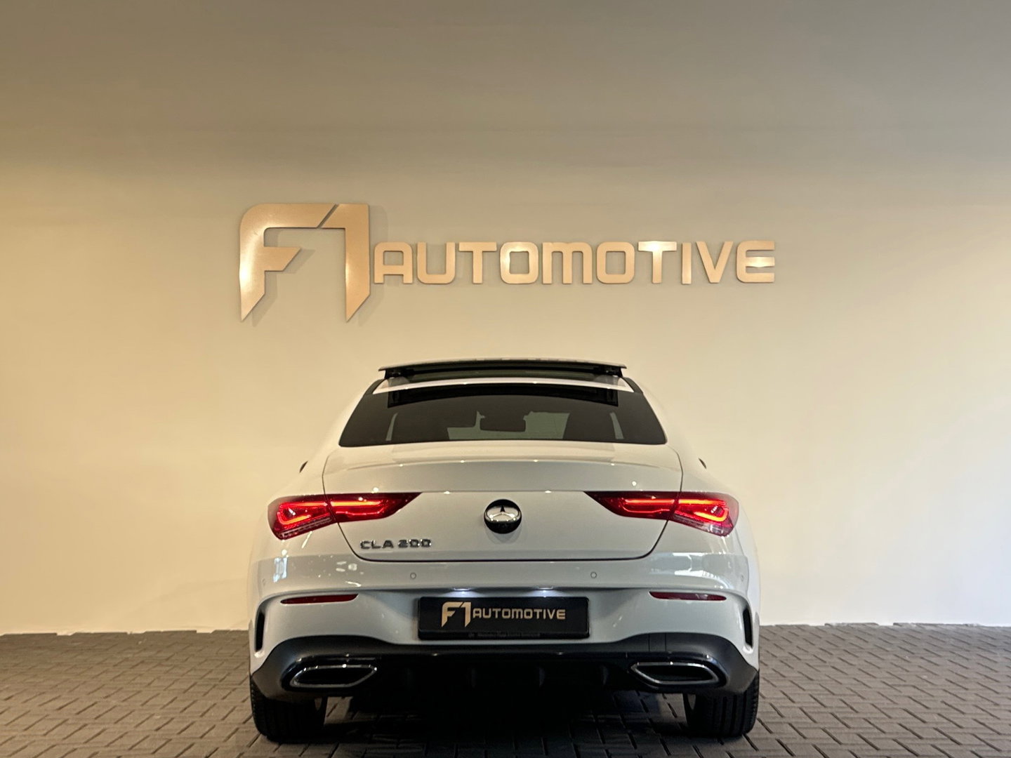 Mercedes-Benz CLA-Klasse 200 AMG Pano|Night|BTW|Sfeer|NAP