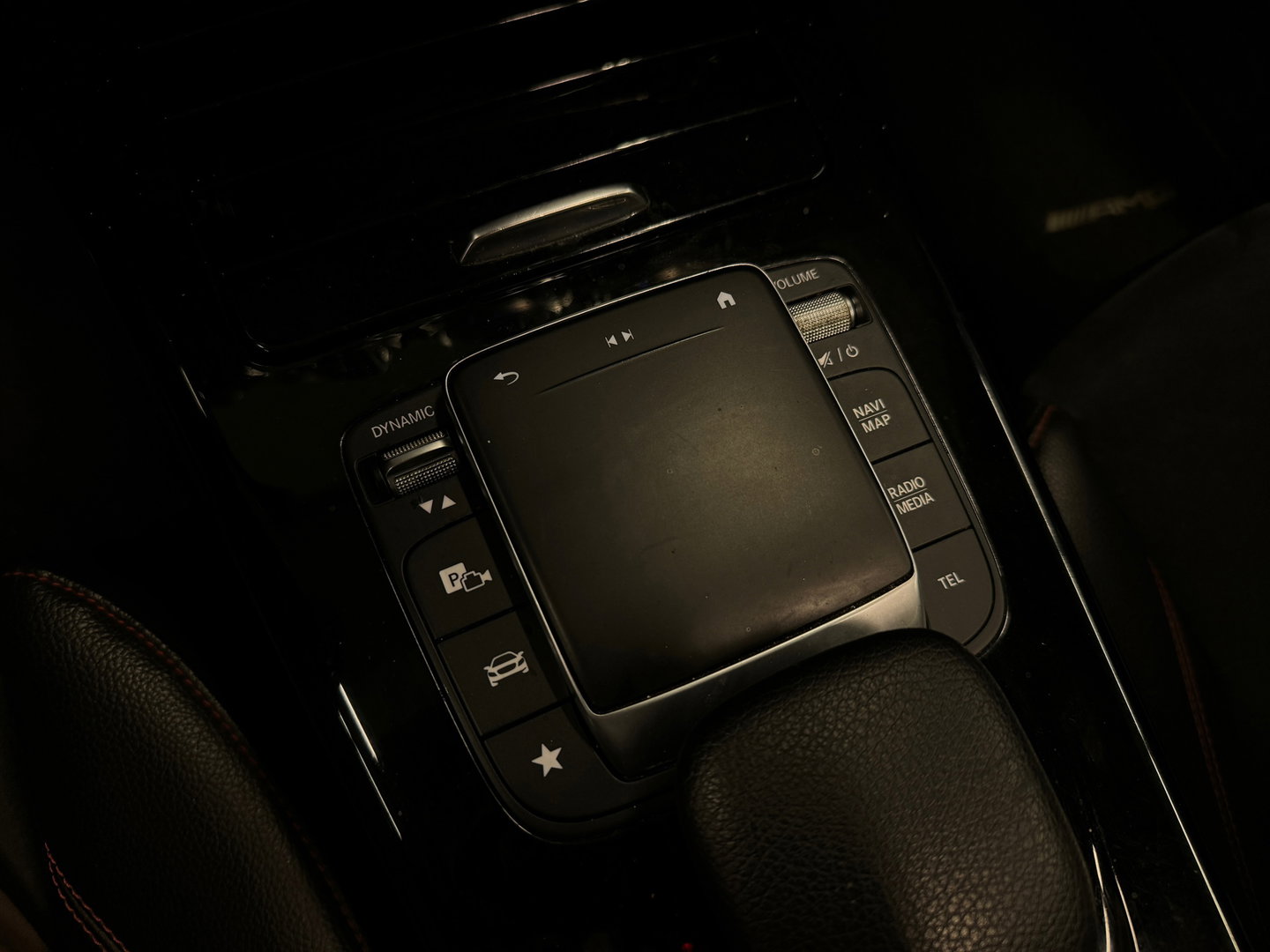 Mercedes-Benz CLA-Klasse 200 AMG Pano|Night|BTW|Sfeer|NAP