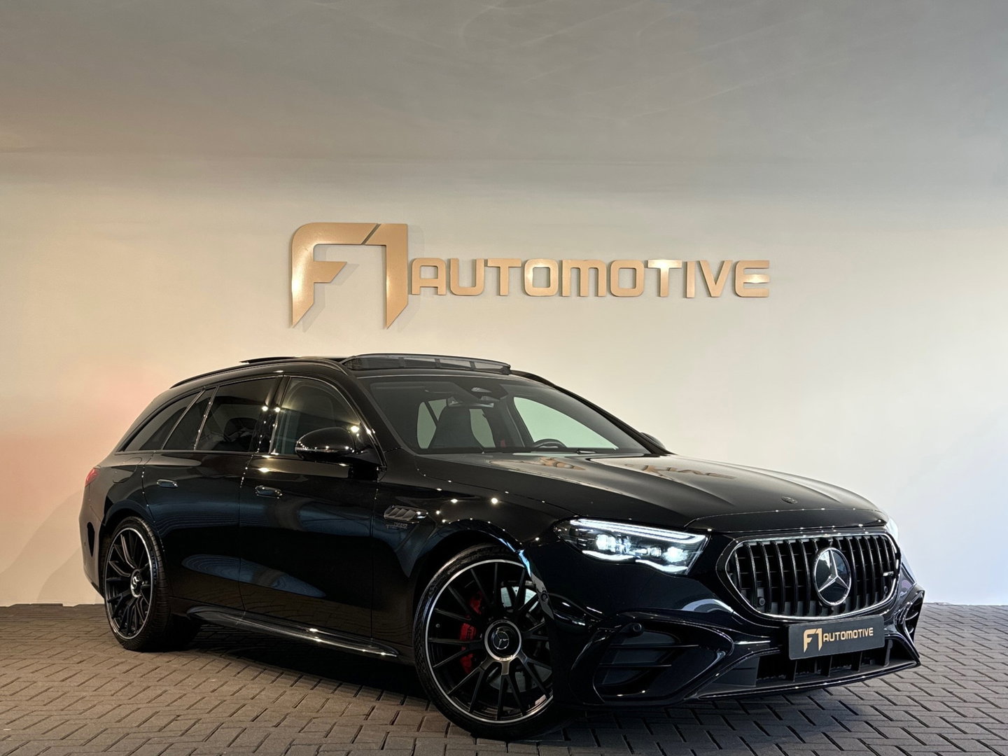 Mercedes-Benz E-Klasse Estate AMG 53 4M+ Edition 1 Pano|Kuip