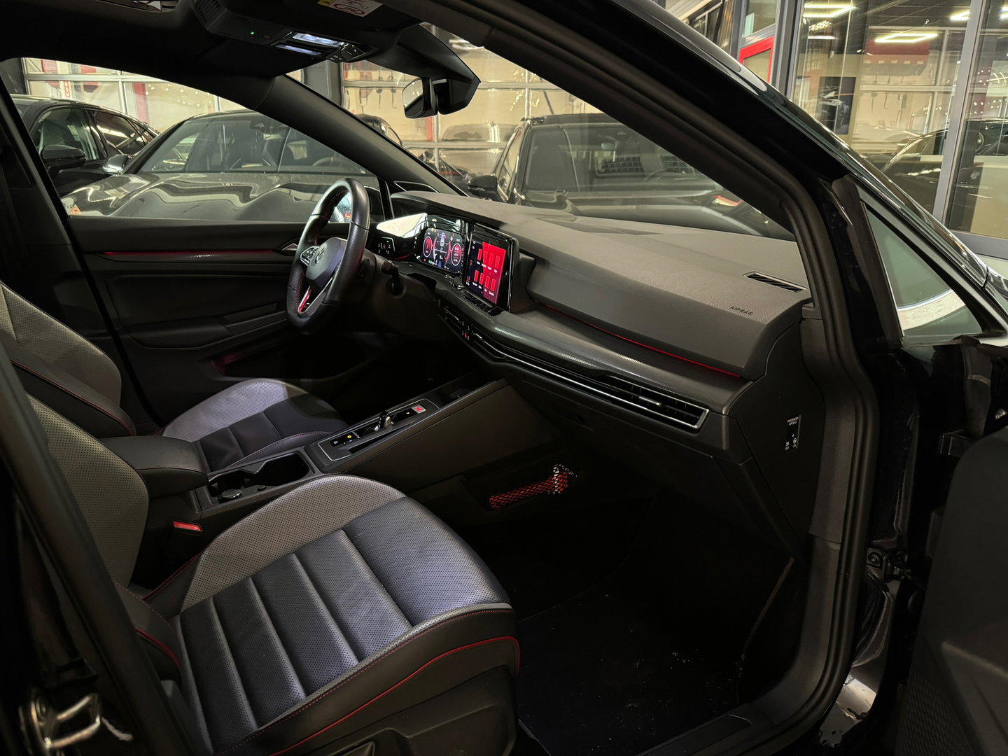 Volkswagen Golf 2.0 TSI GTI Clubsport Pano|Special|Memory|IQ