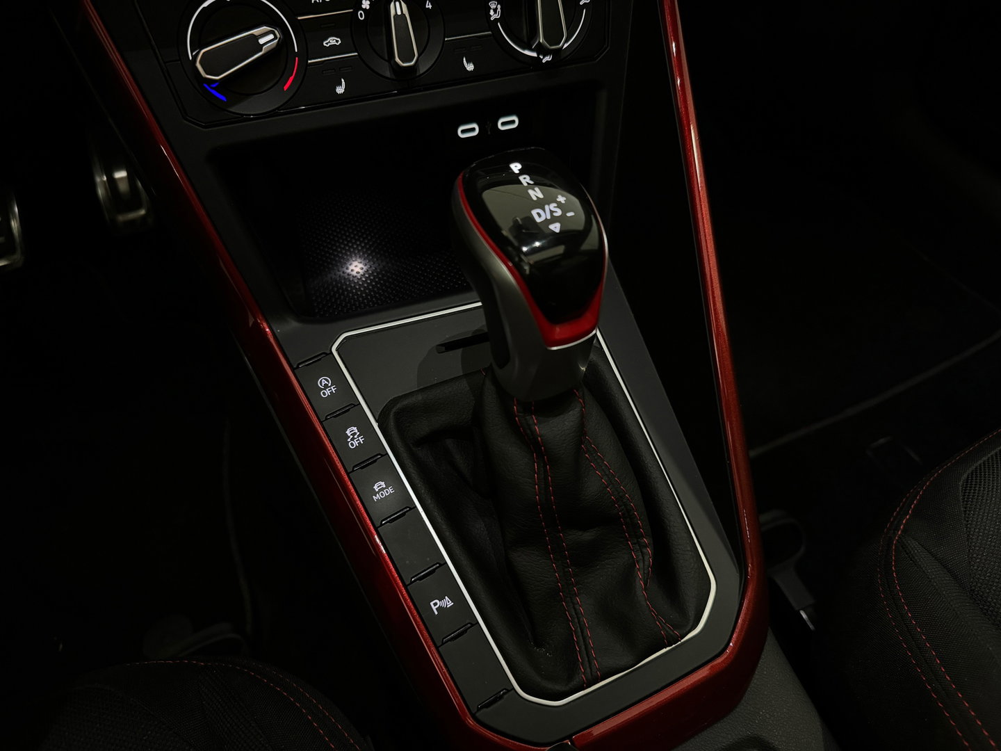 Volkswagen Polo 2.0 TSI GTI Pano|Beats|IQ|Camera|Mistlampen