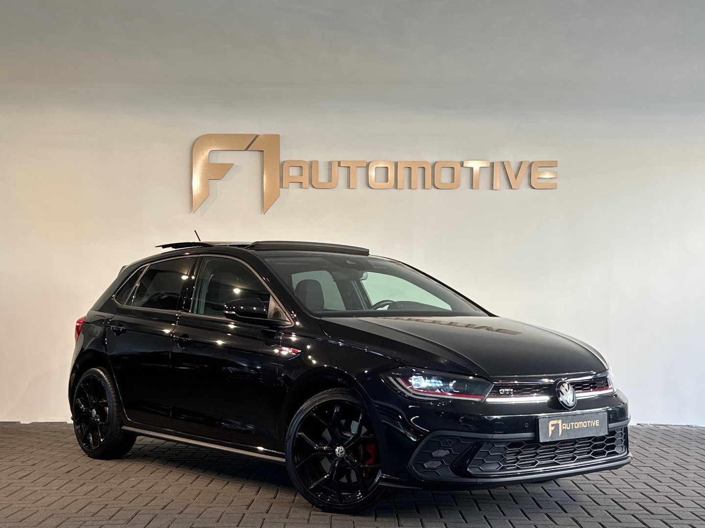 Volkswagen Polo 2.0 TSI GTI Pano|Beats|IQ|Camera|Mistlampen