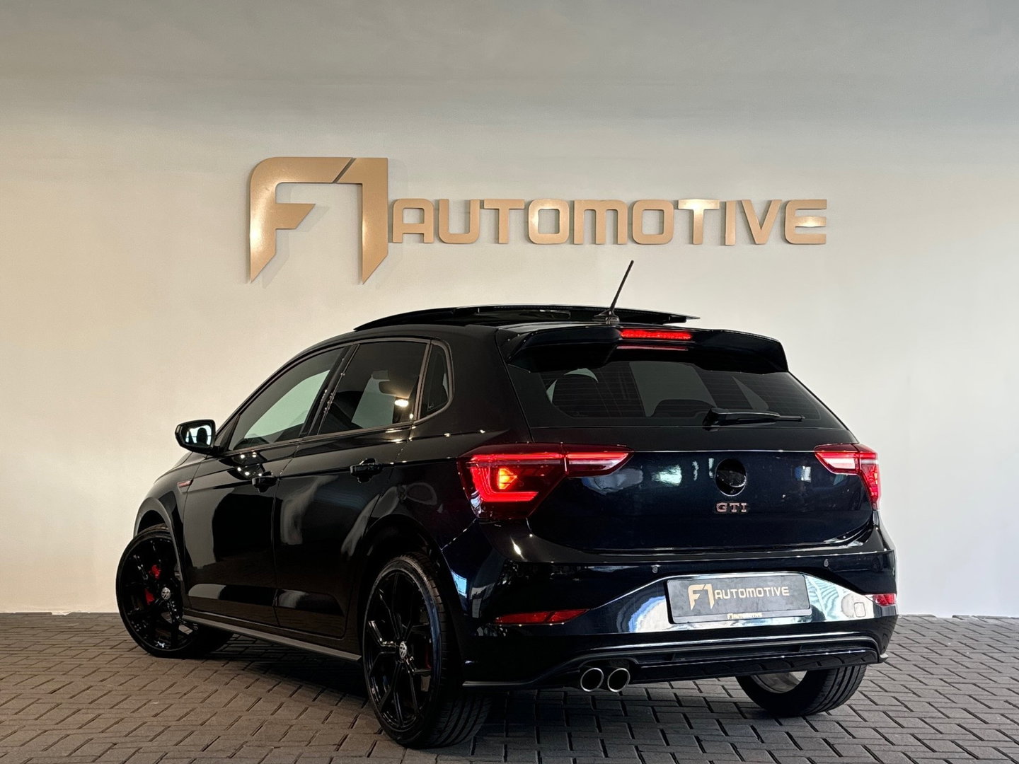 Volkswagen Polo 2.0 TSI GTI Pano|Beats|IQ|Camera|Mistlampen