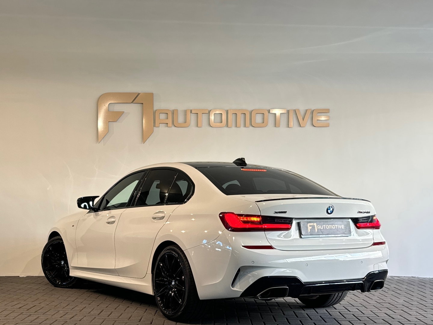 BMW 3-serie M340i xDrive High Executive Sfeer|Night|CarPlay