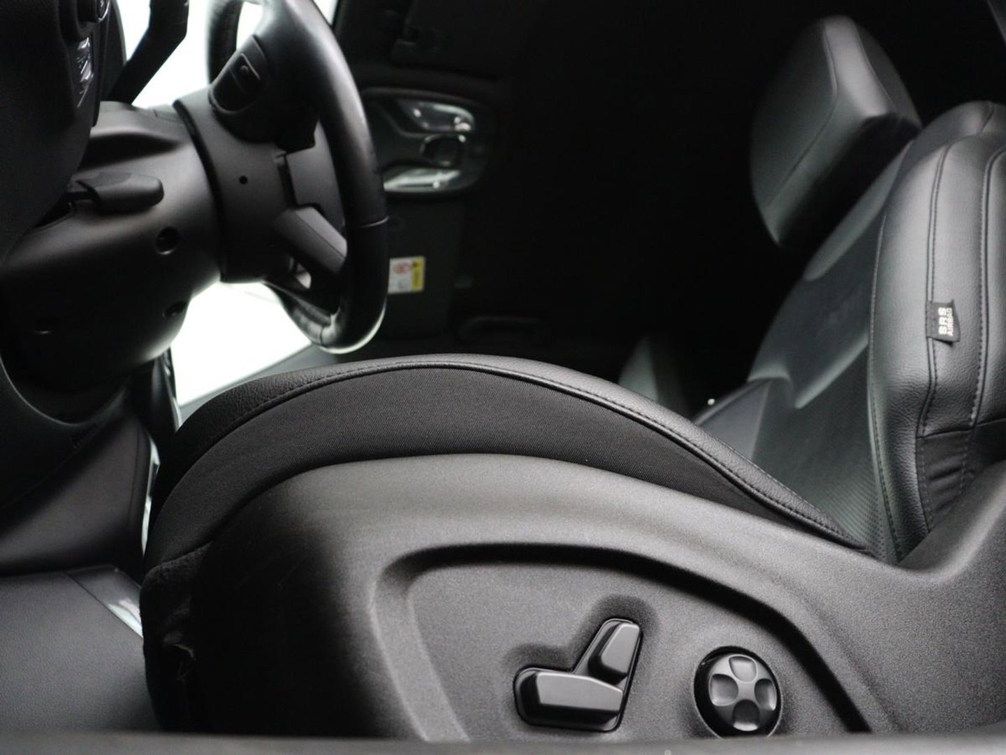 Jeep Compass 4xe 240 Plug-in Hybrid Electric S | Leder | Stoel & stuurverwarming | Alpine Sound | Camera | Bi-Xenon | Memory | Keyless | Carplay | Navigatie | PHEV