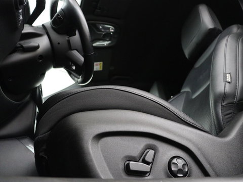 Jeep Compass 4xe 240 Plug-in Hybrid Electric S | Leder | Stoel & stuurverwarming | Alpine Sound | Camera | Bi-Xenon | Memory | Keyless | Carplay | Navigatie | PHEV
