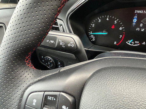 Ford FOCUS Wagon 1.0 EcoBoost Hybrid ST Line ACC|Applecarplay|Camera|17inch velgen|Dodehoekdetectie