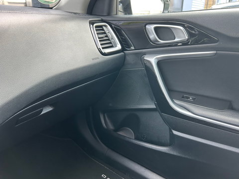 Kia Xceed 1.4 T-GDi DynamicPlusLine Automaat|JBL|ACC|Camera|Navi|Leder