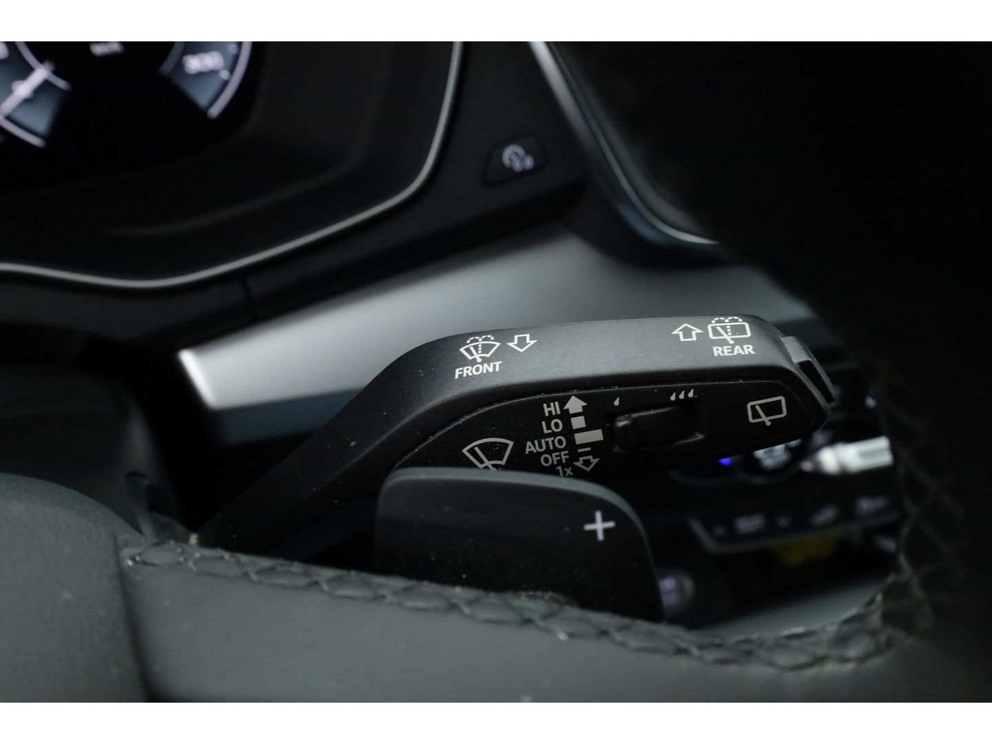 Audi Q5 50 TFSI e Advanced edition | Digi. Cockpit | Afn. Trekhaak | Apple CarPlay | Massage | Stoelverw. | Camera | 19'' 35500