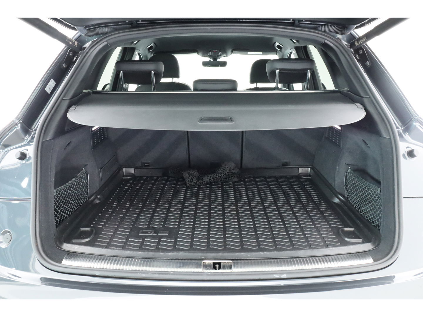 Audi Q5 50 TFSI e Advanced edition | Digi. Cockpit | Afn. Trekhaak | Apple CarPlay | Massage | Stoelverw. | Camera | 19'' 35500