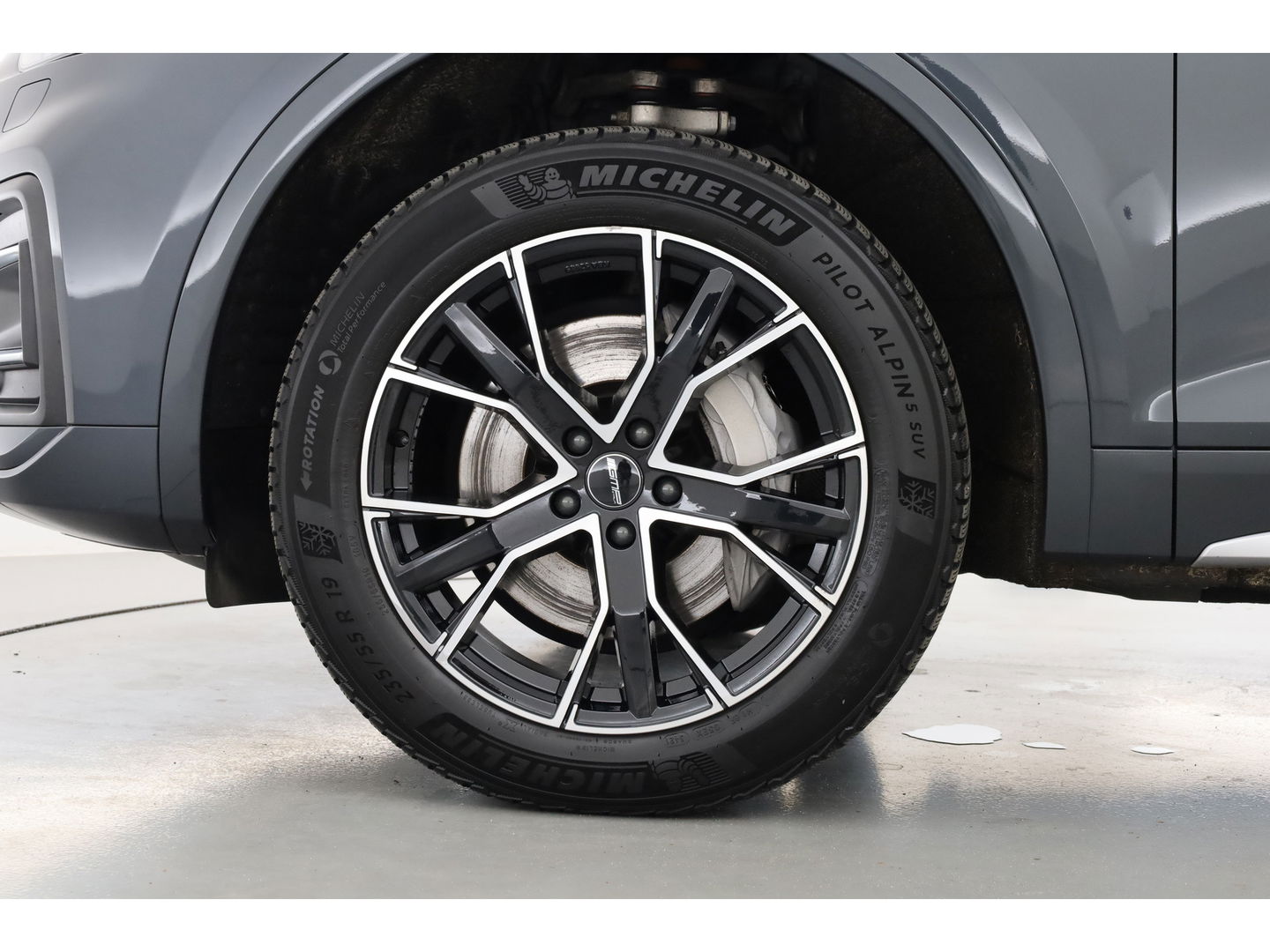 Audi Q5 50 TFSI e Advanced edition | Digi. Cockpit | Afn. Trekhaak | Apple CarPlay | Massage | Stoelverw. | Camera | 19'' 35500