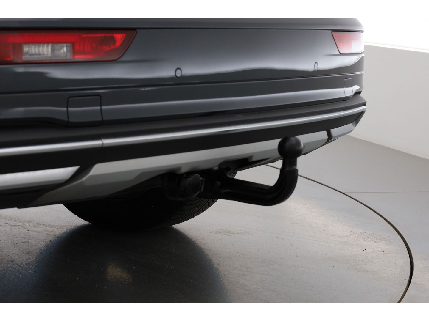 Audi Q5 50 TFSI e Advanced edition | Digi. Cockpit | Afn. Trekhaak | Apple CarPlay | Massage | Stoelverw. | Camera | 19'' 35500