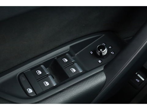 Audi Q5 50 TFSI e Advanced edition | Digi. Cockpit | Afn. Trekhaak | Apple CarPlay | Massage | Stoelverw. | Camera | 19'' 35500