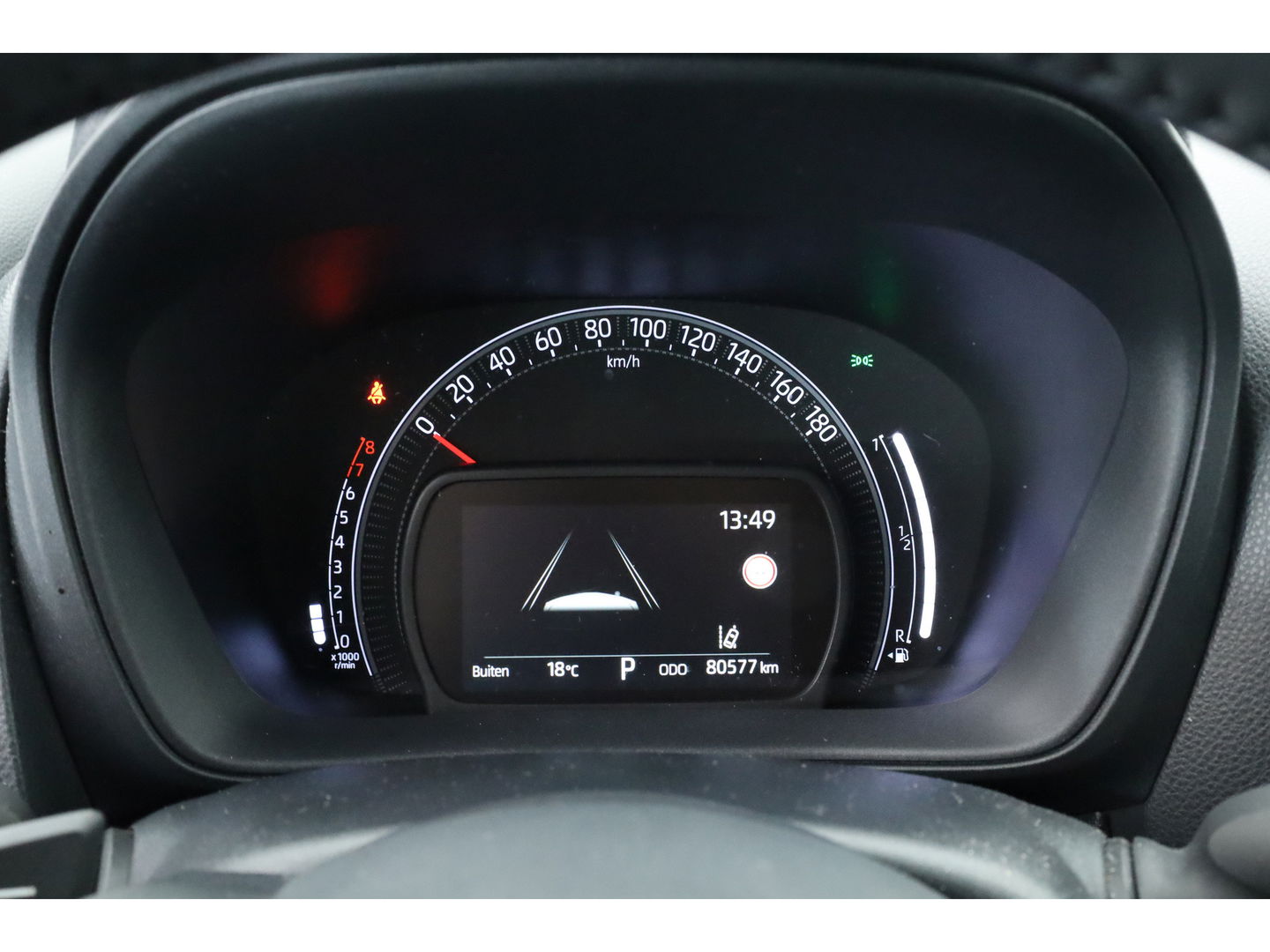 Toyota Aygo X 1.0 VVT-i S-CVT Envy Automaat | Navi | JBL Audio | Apple CarPlay | Camera | Adapt. Cruise