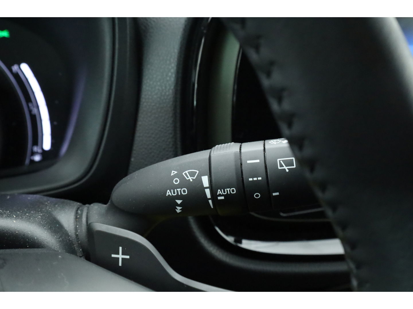 Toyota Aygo X 1.0 VVT-i S-CVT Envy Automaat | Navi | JBL Audio | Apple CarPlay | Camera | Adapt. Cruise