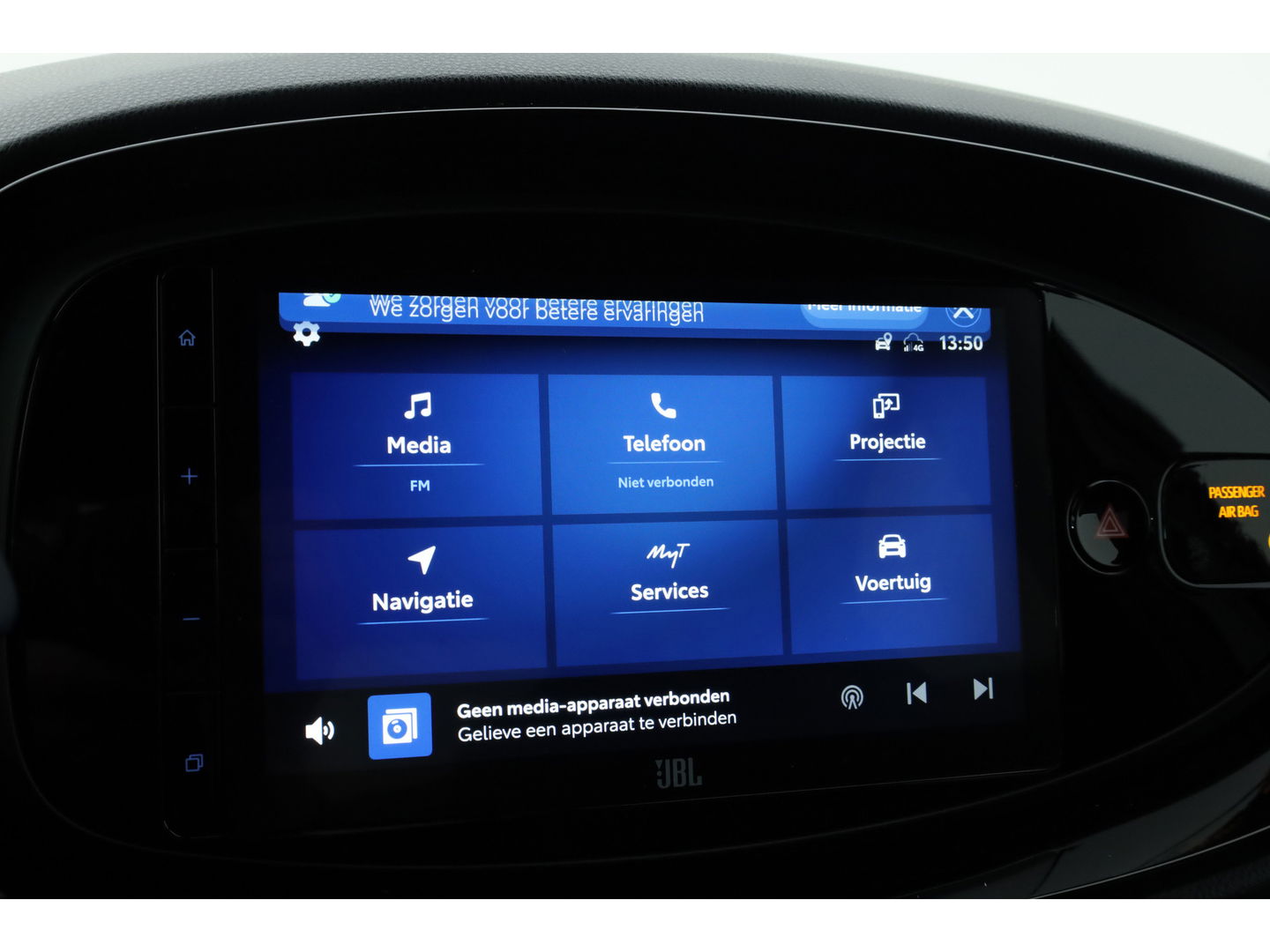 Toyota Aygo X 1.0 VVT-i S-CVT Envy Automaat | Navi | JBL Audio | Apple CarPlay | Camera | Adapt. Cruise