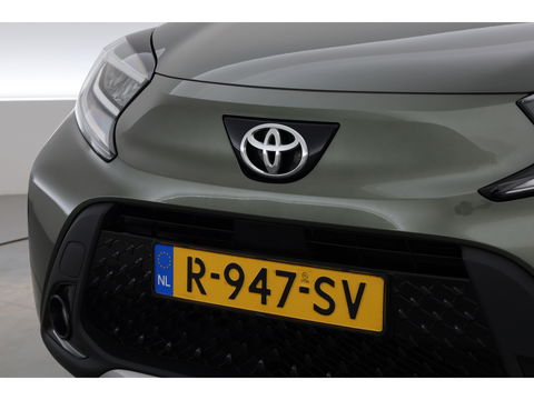 Toyota Aygo X 1.0 VVT-i S-CVT Envy Automaat | Navi | JBL Audio | Apple CarPlay | Camera | Adapt. Cruise