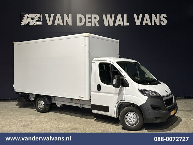 Peugeot Boxer - 2.2 BlueHDi 141pk Bakwagen Laadklep Euro6 Airco | Cruisecontrol | 955kg laadvermogen Bijrijdersbank