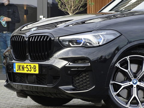 BMW X5 45e X-drive 394PK / M-Sport Pro / Individual / 360° / 2022 / Las