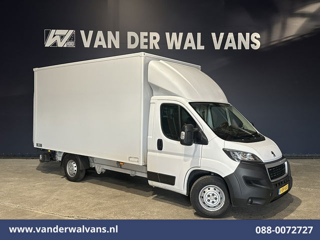 Peugeot Boxer - 2.2 BlueHDi 141pk Bakwagen Laadklep Euro6 Airco | Camera | 1085kg laadvermogen Bijrijdersbank