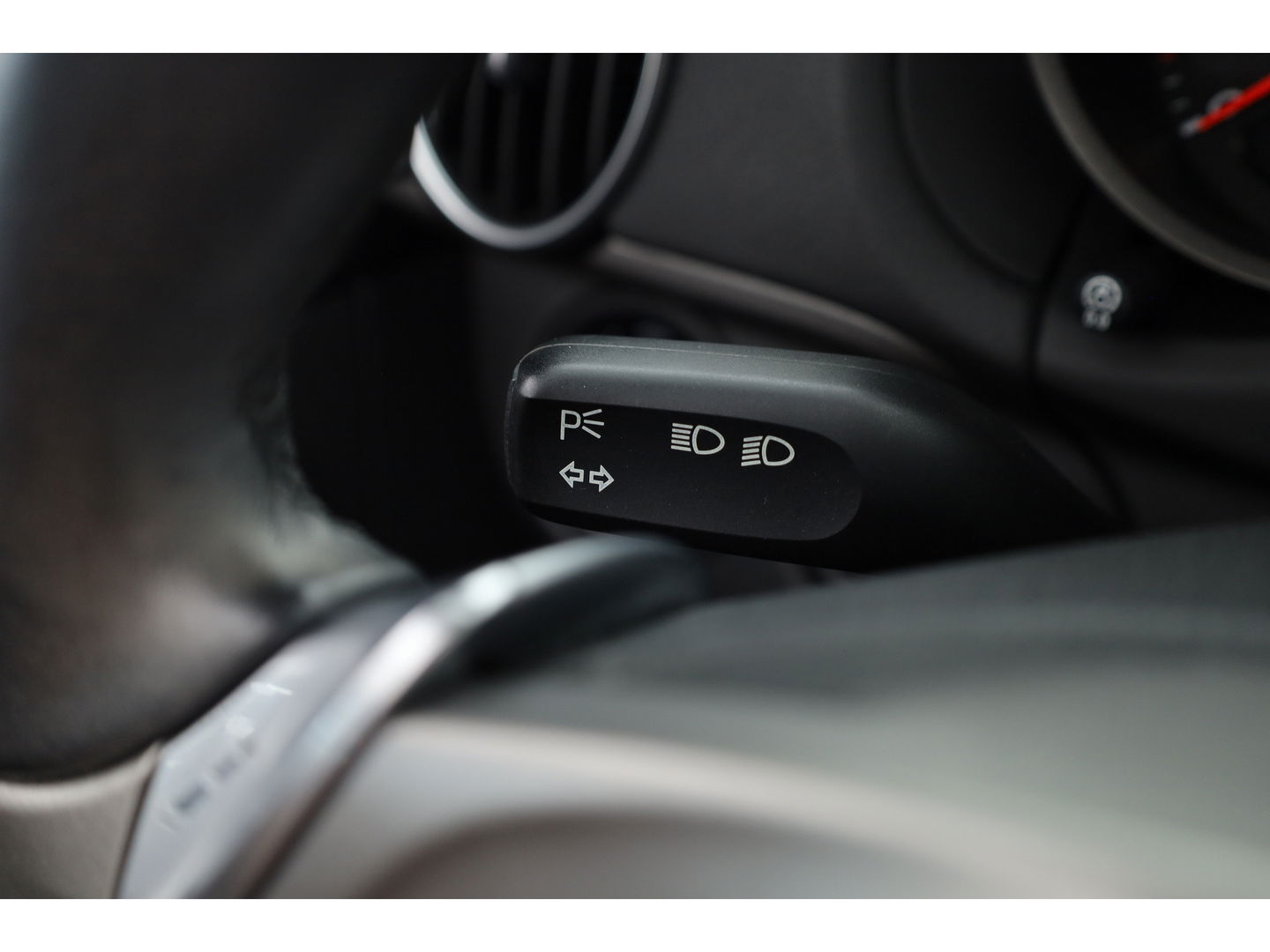 Porsche Boxster 2.9 PDK 256pk | Cruise | PDC A | Stoelverw. | Leder | Airco | 18"