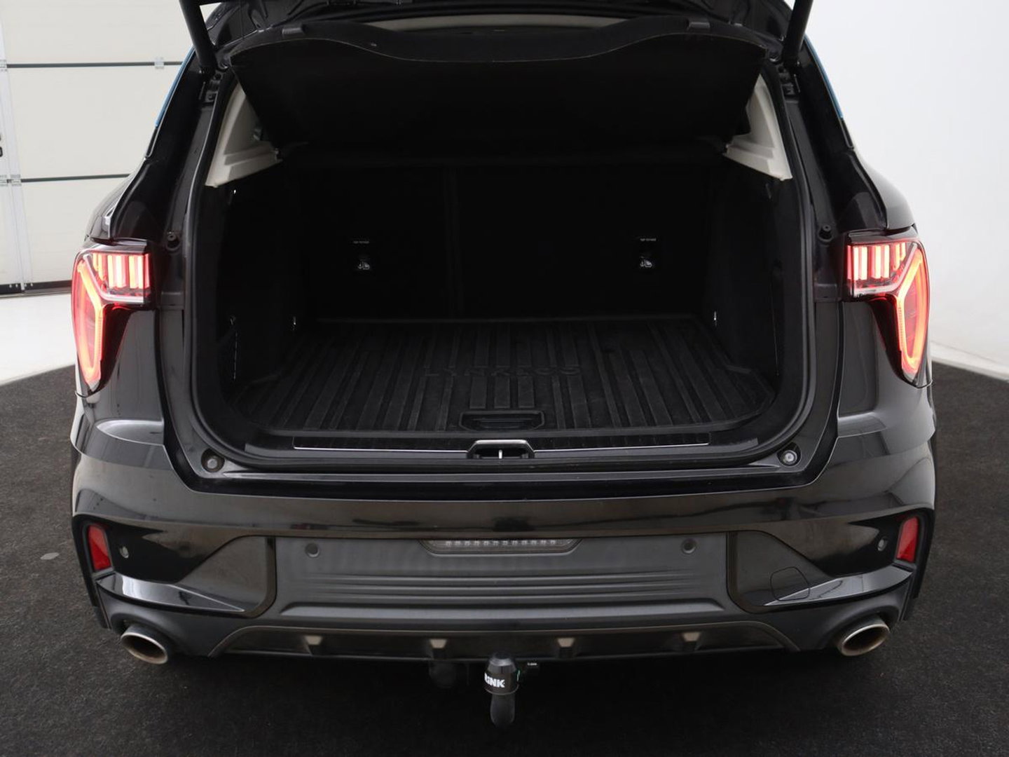 Lynk & Co 01 1.5 Plug In | Trekhaak | Panoramadak | Infinity by Harman | Camera | Adaptive cruise | Stoelverwarming | Carplay | Memory | Full LED | PHEV