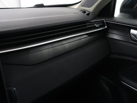 Lynk & Co 01 1.5 Plug In | Trekhaak | Panoramadak | Infinity by Harman | Camera | Adaptive cruise | Stoelverwarming | Carplay | Memory | Full LED | PHEV