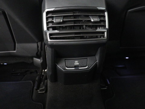 Lynk & Co 01 1.5 Plug In | Trekhaak | Panoramadak | Infinity by Harman | Camera | Adaptive cruise | Stoelverwarming | Carplay | Memory | Full LED | PHEV